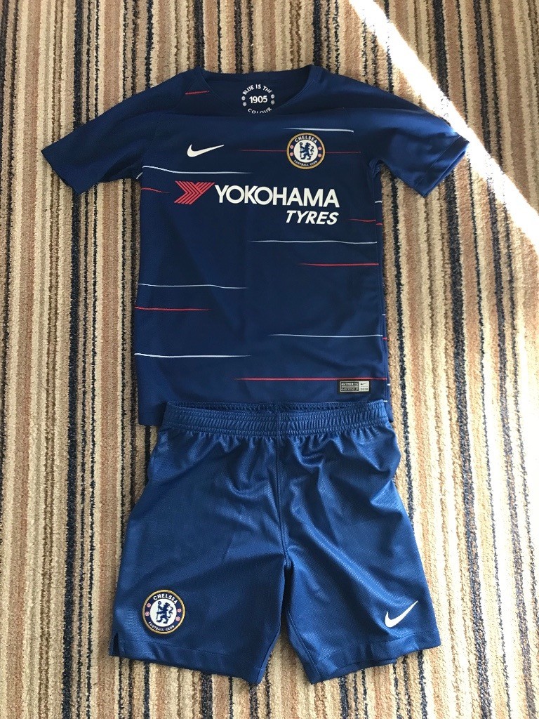 sports direct chelsea shirt